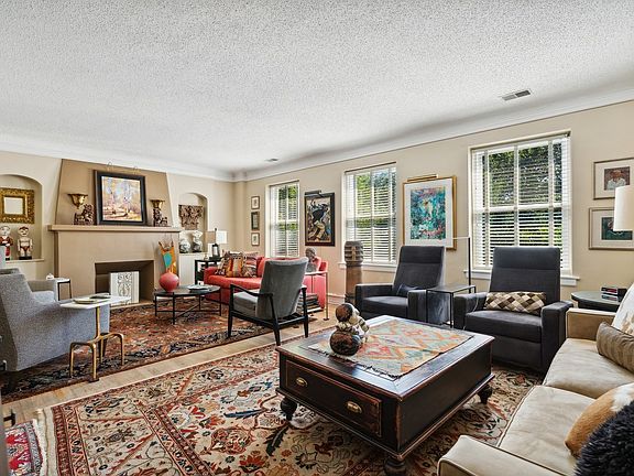 5th image of 6144 N Richmond St