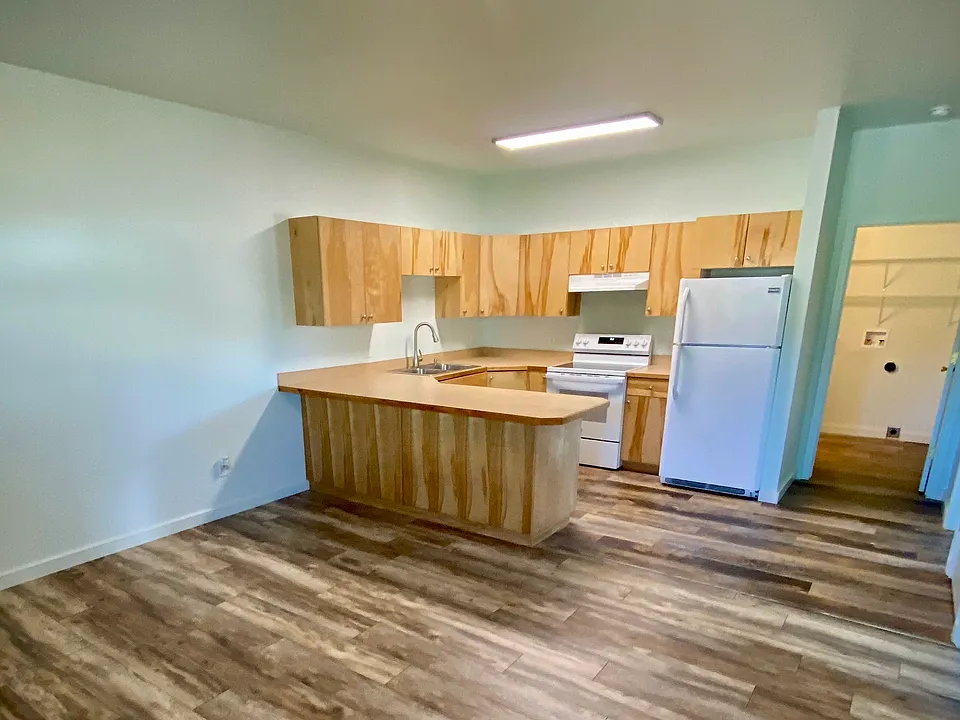 92600 Highway 93