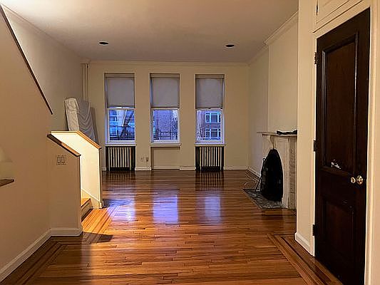 5th image of 32 W 105th St #3
