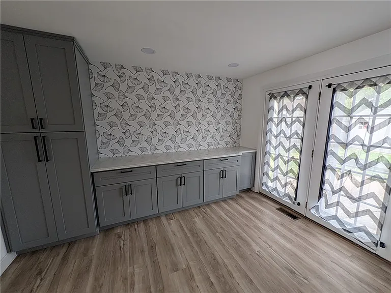 104 Teton Dr — Photo 17