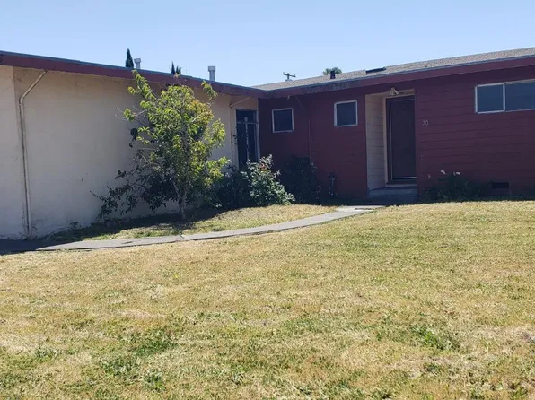 30 Arlington Drive, Petaluma, CA 94952