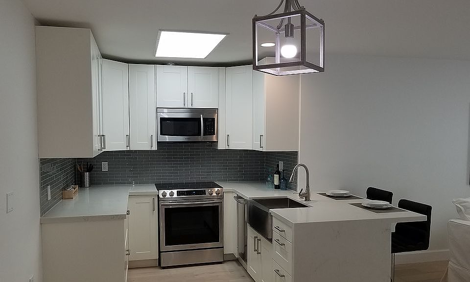1st image of 10240 Camarillo St APT 112