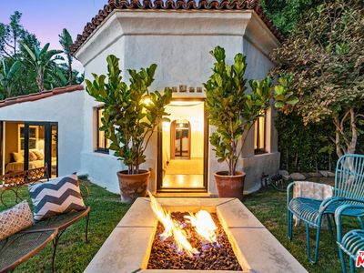 2400 El Contento Dr, Los Angeles, CA, 90068