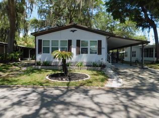 3810 Oakcrest Ln, Zephyrhills, FL 33541