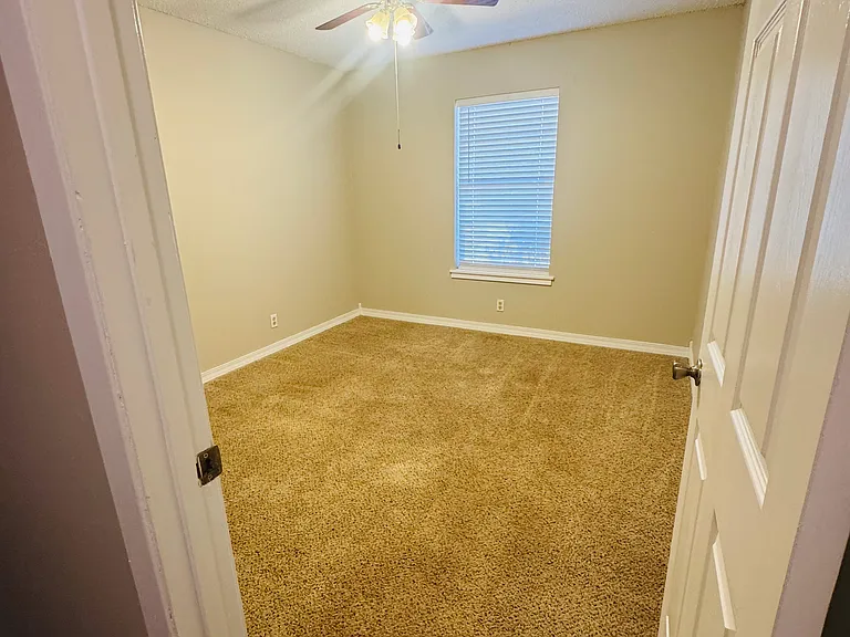 115 Fairview Dr — Photo 11