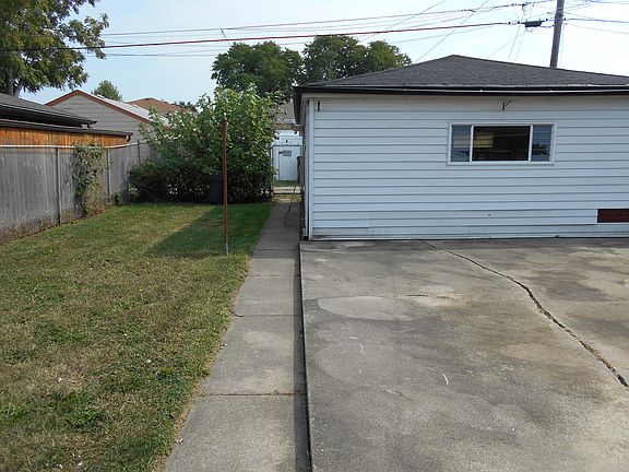 5th image of 14525 S McKinley Ave