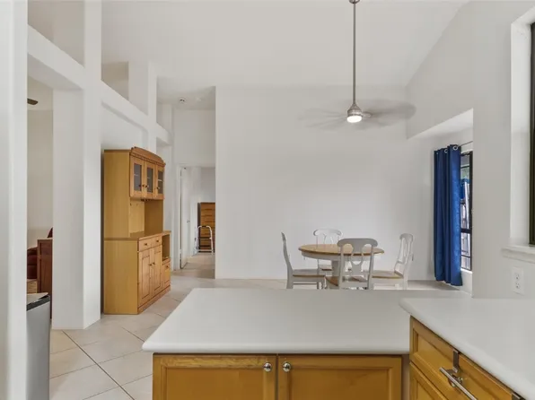 94-1054 Mawaho St, Waipahu, HI 96797