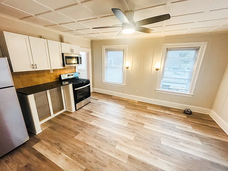 255 Elm St #5 — Photo 5