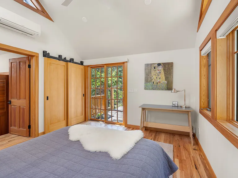 235 Granite St #2 — Photo 5