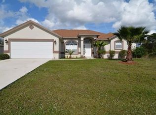 1613 SW Neptune Ave, Port Saint Lucie, FL 34953
