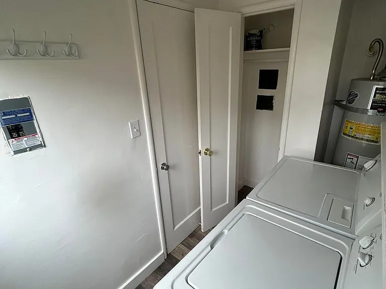 1537 Pearl Street — Photo 12