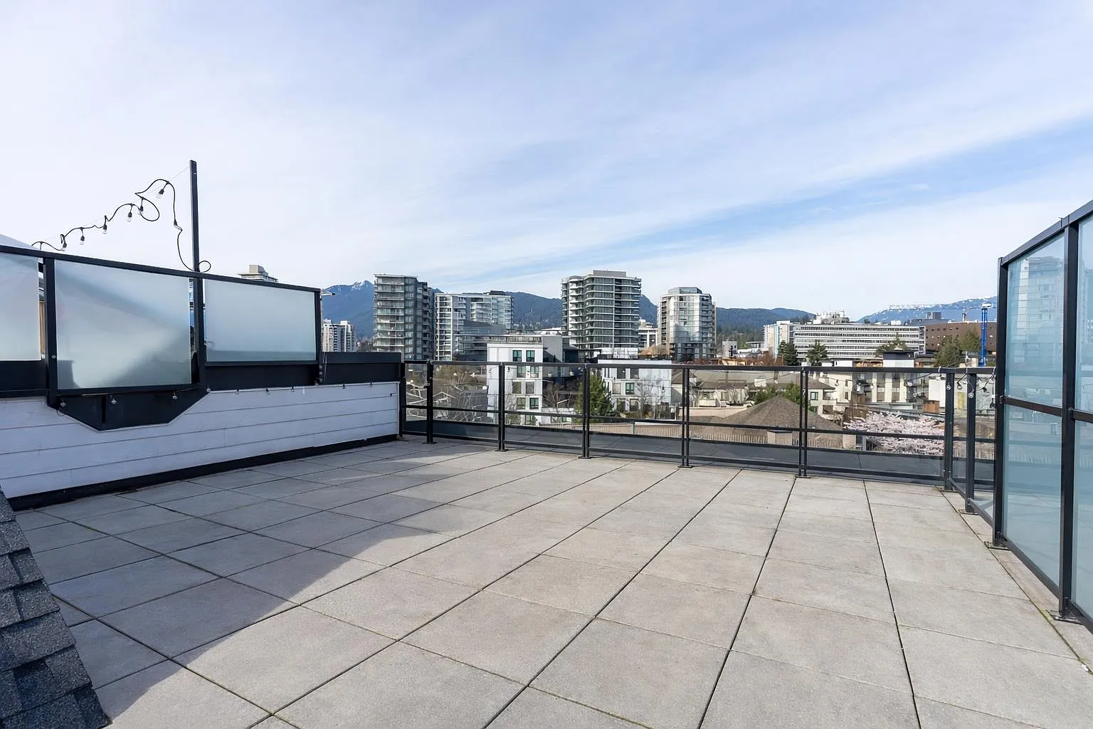 108 E 8th St #611 photo 1