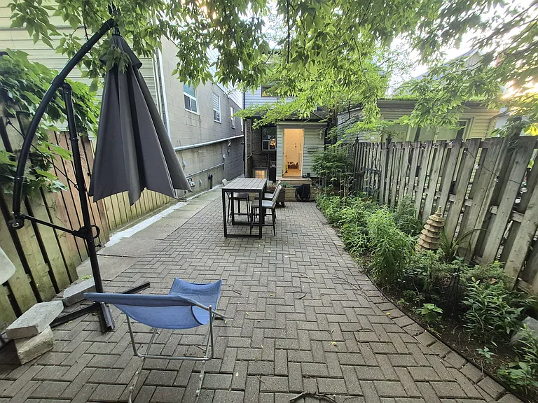 1191 Woodbine Ave #BASEMENT — Photo 21