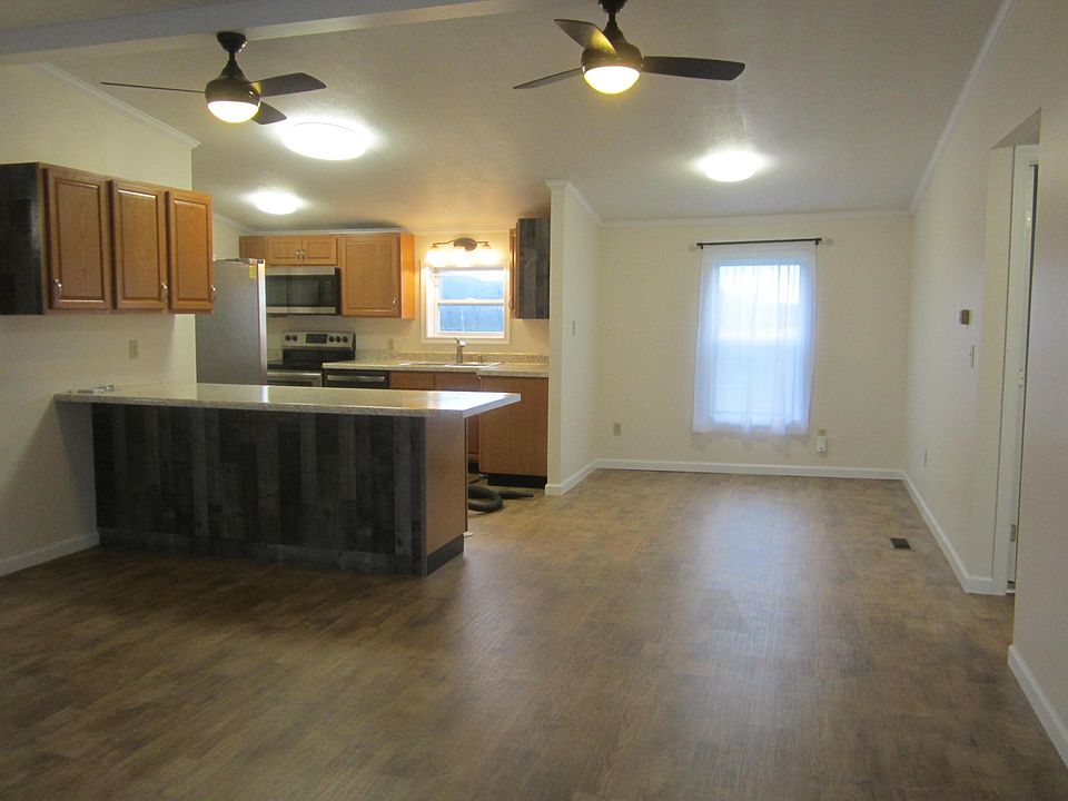 2nd image of 509 Benner Rd