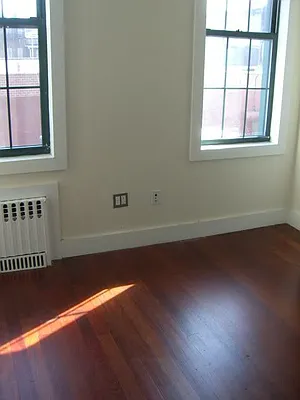 Rented by Nooklyn NYC LLC | media 45