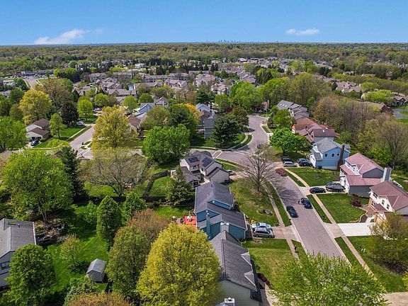 4th image of 2070 Wayfaring Dr