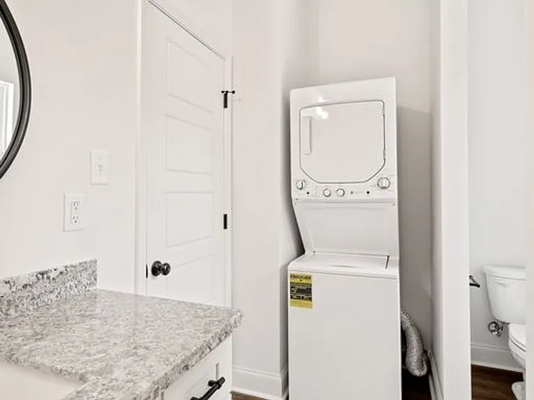 305 Ella St #3 — Photo 19