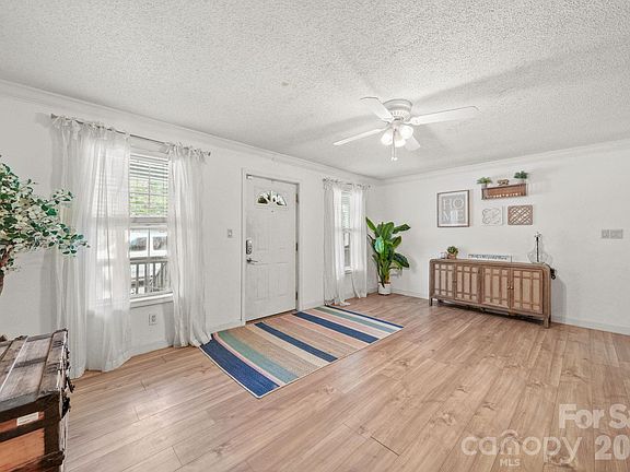 5th image of 5130 Sedgefield Dr