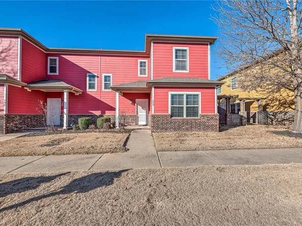 755 N Wordsworth Ln, Fayetteville, AR 72704