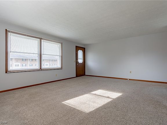 2nd image of 4709-4711 20th St NW