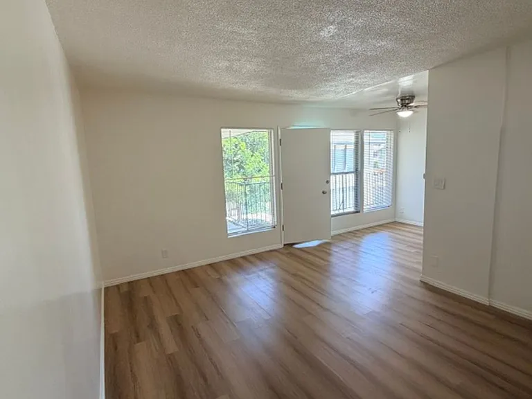 6351 Linden Ave — Photo 6
