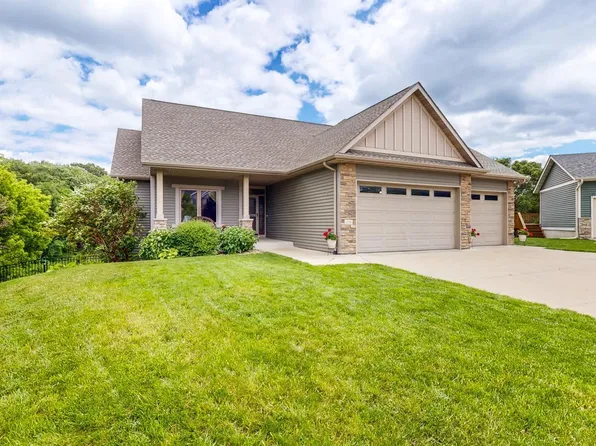 1316 Century Point Ln NE, Rochester, MN 55906