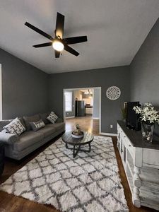 300 S 12th St, Salina, KS, 67401