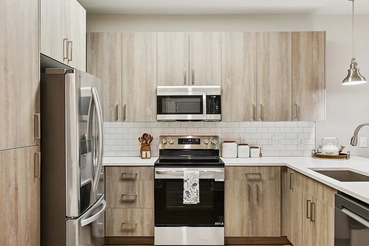 The Beacon at 331 Apartments — Photo 2