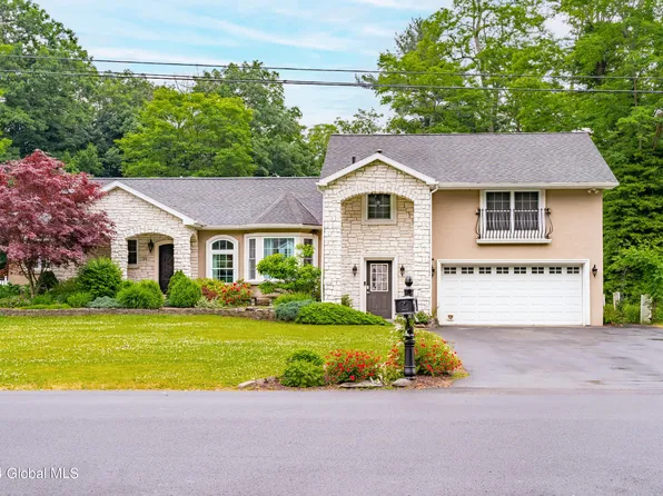 24 Newell Road, Rotterdam, NY 12306