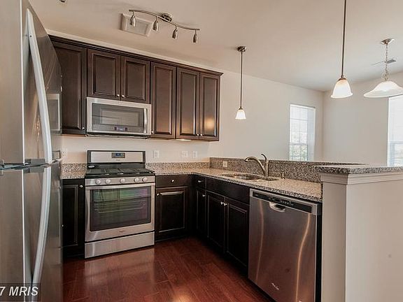 3rd image of 625 Quarry View Ct #407
