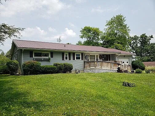 104 Goddard Ave photo 1