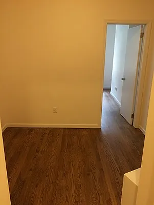 Rented by Eric Goodman Realty Corp | media 8