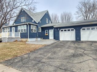 404 Hoff Ave, Vining, MN 56588