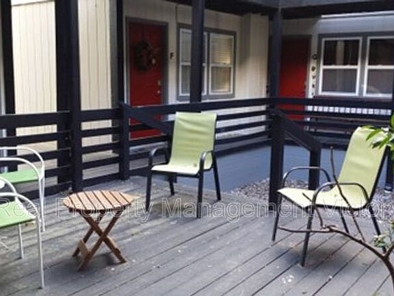 2nd image of 1171 16th Ave S APT T