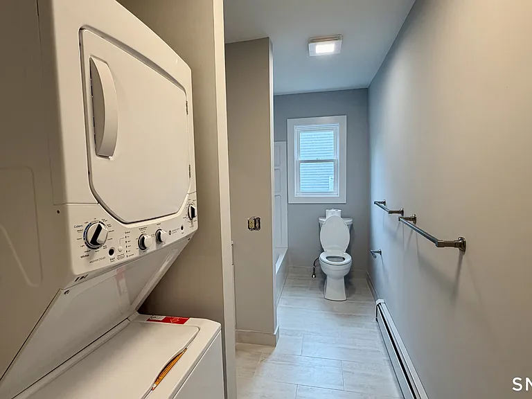 186 York St #1 — Photo 16