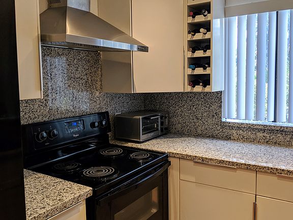 3rd image of 9829 Caminito Marlock APT 49