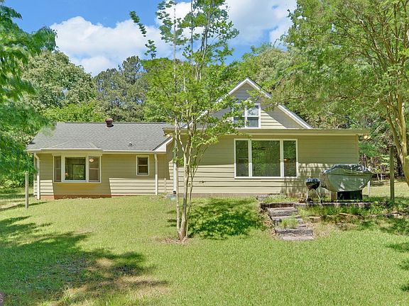 3rd image of 194 Harvey Ln