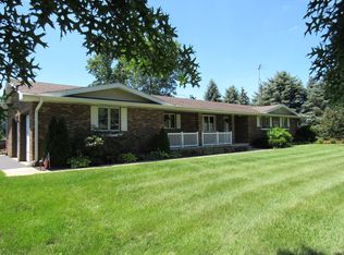 1027 W Kennedy Rd, Braidwood, IL 60408