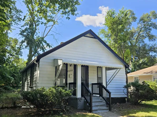 22541 Chippewa St, Detroit, MI 48219
