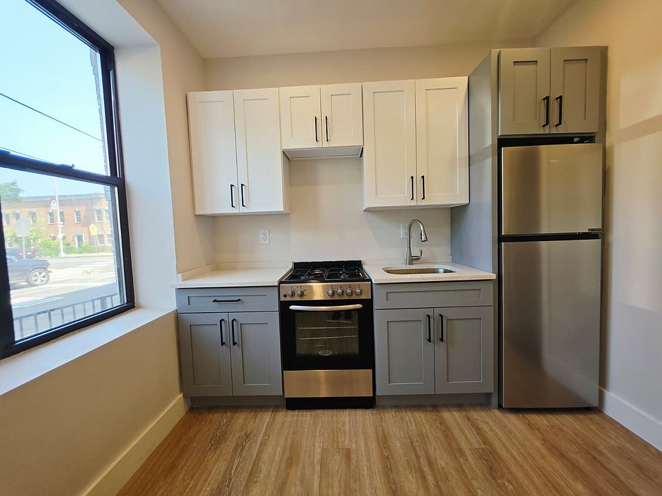 1st image of 266 Martin Luther King Dr #1A