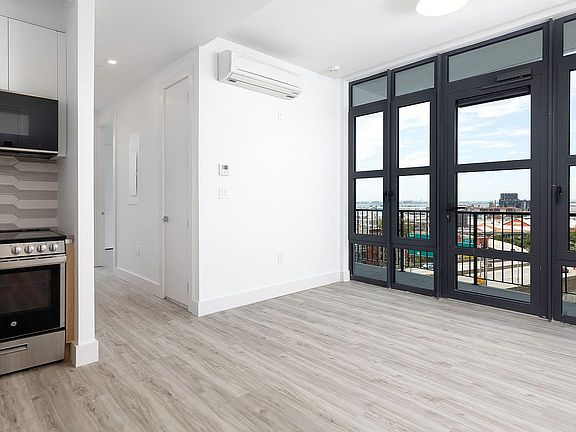 3rd image of 584 4th Ave #666