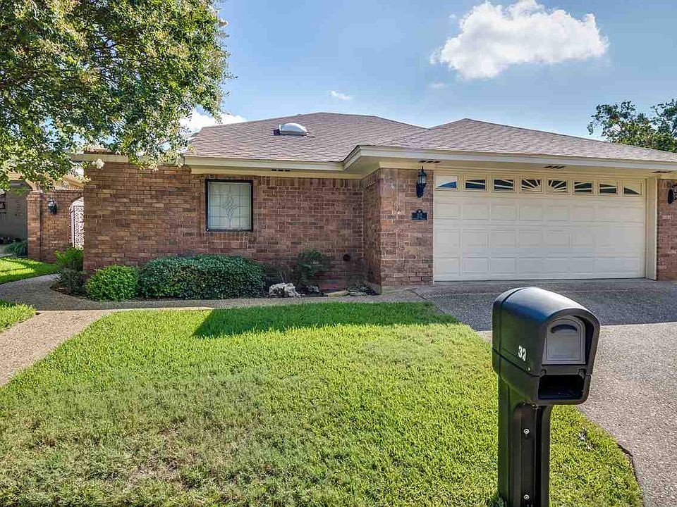 1st image of 32 Sugar Creek Pl