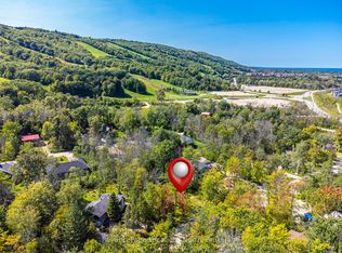 120 Patricia Dr, The Blue Mountains, ON L9Y0P1