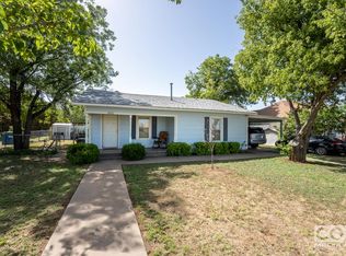 805 East Ave, Ballinger, TX 76821