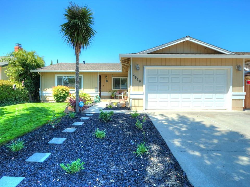 1st image of 4519 Hampshire Pl