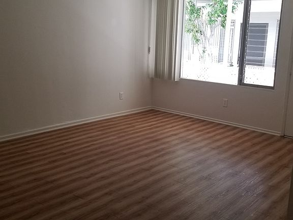 3rd image of 3445 Vinton Ave APT 2