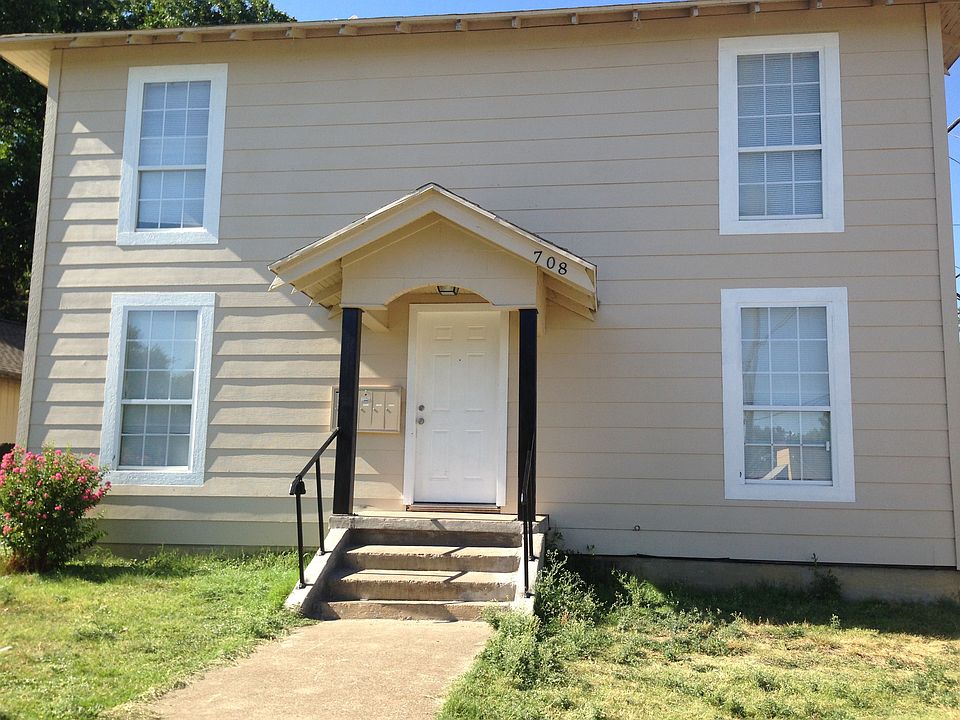 Apartment Building