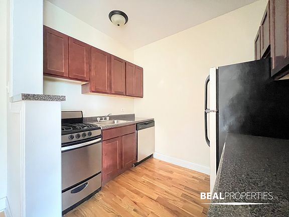 4th image of 4851 N Damen Ave #4851309