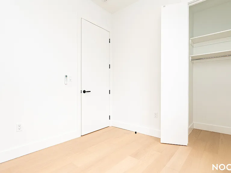 107 S 6th St #3B — Photo 12