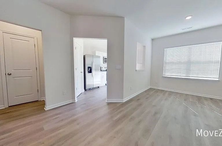 5403 Avery Dr — Photo 10